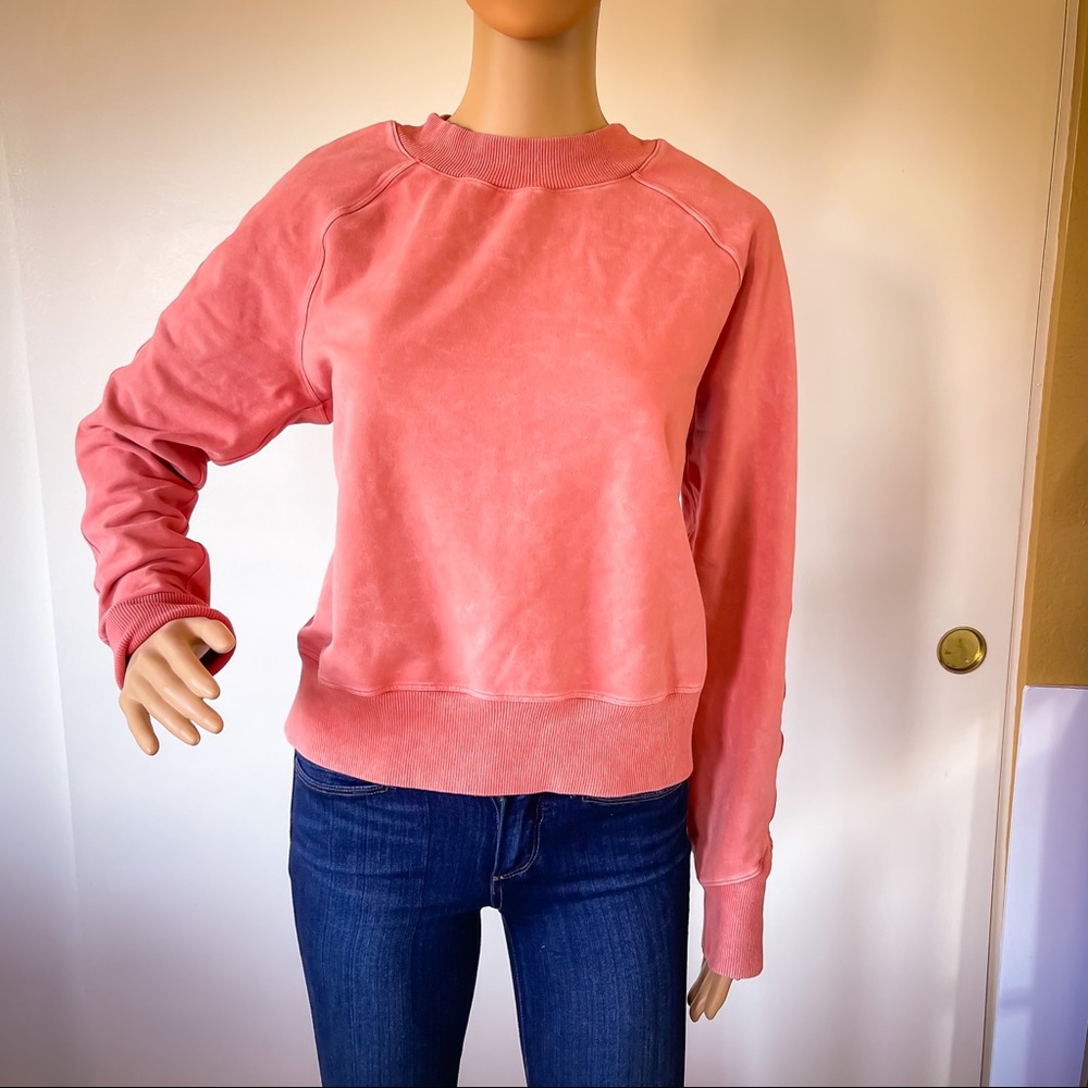 Lululemon sweatshirt Excellent